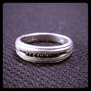 Men's ring